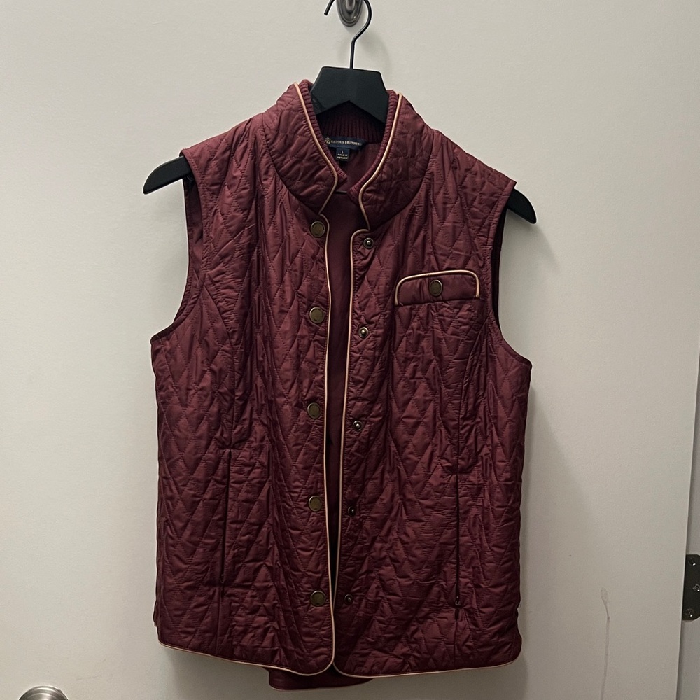 Women’s Quilted Vest - Burgundy